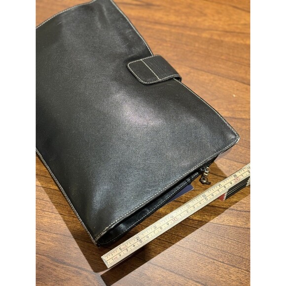 GIANFRANCO FERRE Leather Embossed Crocodile Black Clutch Quiet Luxury Italian
